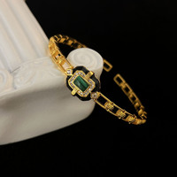 Nouveau Bracelet Minimaliste Tendance Vintage Français pour Femme en Zircon Noir, Design Original 2026