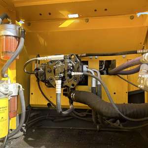 Excavadora de cadenas Kobelco SK250D usada original de Japón en venta - Product Image 6