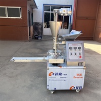Machine automatique de formage de pains Bao, machine à fabriquer des pains farcis à la vapeur pour les usines alimentaires