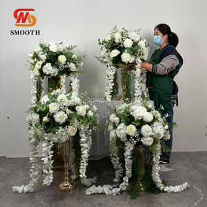 SMOOTH New Design Handmade Artificial <b>Green</b> Floral Centerpiece Flower Ball For Wedding - Product Image 5