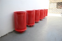 Cubo de basura de acero público Recipiente de basura comercial para exteriores Cubo de basura de metal para lavado de coches limpio y sucio