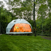 Tenda Igloo Moderna di Lusso per Hotel, Tenda a Cupola in Legno e Vetro con Pareti in PVC a Doppio Strato e Telaio in Alluminio per Esterni