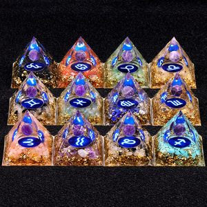 Sfera di Ametista a Piramide da 5 cm con Segni Zodiacali, Tecnica di Levigatura e Inumidimento in Resina, Ornamento da Scrivania per Casa e Ufficio - Product Image 1
