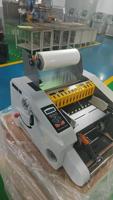 Machine à plastifier à chaud et à froid de bureau F350B avec dispositif de collecte
