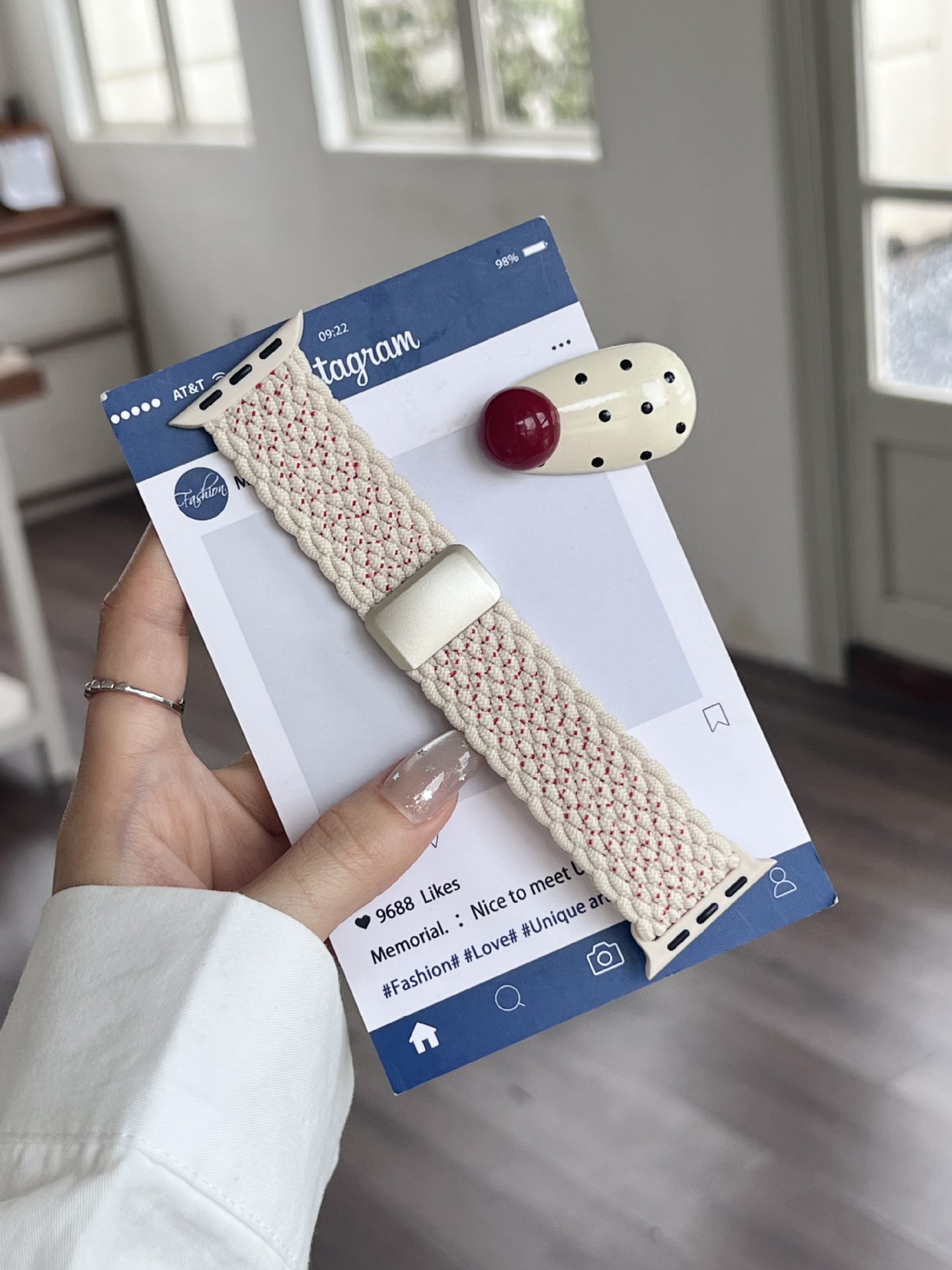 Grille rouge blanche