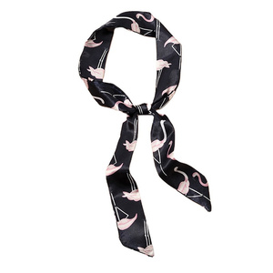 Écharpe noire avec motif de <span class=keywords><strong>flamant</strong></span> rose, bande de cheveux en satin étroite, bandeau de mode pour la tête - Product Image 1