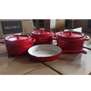 Vente <span class=keywords><strong>en</strong></span> gros d'ustensiles de cuisine rouge Casserole <span class=keywords><strong>en</strong></span> <span class=keywords><strong>fonte</strong></span> à induction Casserole <span class=keywords><strong>en</strong></span> <span class=keywords><strong>fonte</strong></span> <span class=keywords><strong>émaillée</strong></span> antiadhésive pour le <span class=keywords><strong>four</strong></span> Ensembles de casseroles - Product Image 3