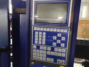 <span class=keywords><strong>Macchina</strong></span> per lo stampaggio <span class=keywords><strong>a</strong></span> iniezione orizzontale automatica di precisione HAITIAN MA1600II/540 da 160 tonnellate con testa tubolare elettrica da 16 kW, <span class=keywords><strong>usata</strong></span> - Product Image 4