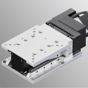 Table de translation à rouleaux croisés Suruga Seiki KHC06004F axe Z, ultra-précision, avec rail à axe creux - Product Image 3
