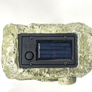 Lampe solaire LED de jardin en résine, résistante à l'eau, autoportante, pour commémoration extérieure, tombes et animaux de compagnie - Product Image 3