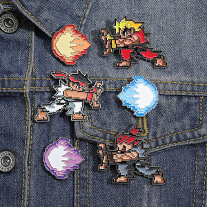 En gros, épingles en métal, épingles en émail souple, breloques, souvenirs et cadeaux sur le thème de l'anime et des jeux japonais, pour vêtements, en stock en gros à prix abordable - Product Image 4