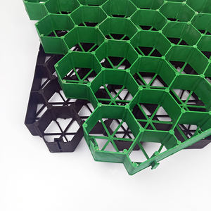 ตะแกรงหญ้าทนรังสียูวี8ชิ้นสำหรับจอดรถที่ทำจากพลาสติกรังผึ้งสำหรับสนามหญ้าในสวน - Product Image 1