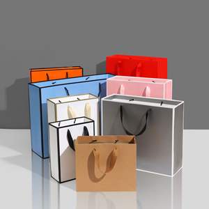 Bolsas de Papel Blancas de Lujo Personalizadas con Asas de Cuerda de Algodón, Impresión Flexográfica Reciclable, Logotipo Personalizado para Compras y Regalos - Product Image 3