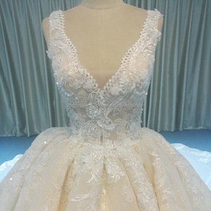 <span class=keywords><strong>Made</strong></span> in pizzo francese con molto lungo treno pizzo su indietro luweiya abito da sposa