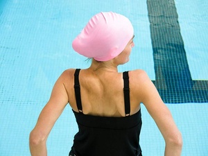 <span class=keywords><strong>Gorro</strong></span> de natación de silicona desnuda personalizado con diseño impermeable de <span class=keywords><strong>flores</strong></span> de pelo largo para una experiencia de natación única - Product Image 3