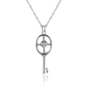Hot Fashion Design Custom Artificial Custom Keychain Plastic Necklace Chain