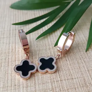 Trang Sức Liberty Giá Rẻ Sản Xuất Tại Trung Quốc Mẫu Mới Nhất Thời Trang Lucky Clover Bốn Lá Hoa Hồng Vàng Stud Bông Tai