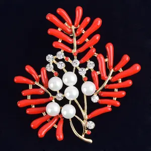 红釉搪瓷枫木珊瑚仿珍珠衣服饰品饰品胸针为女性结婚礼物