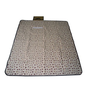 Gros chine usine <span class=keywords><strong>pas</strong></span> <span class=keywords><strong>cher</strong></span> plage grand portable étanche pique-nique couvertures - Product Image 1