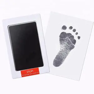 2023 new baby footprint ink pad and handprint inkless footprint kit for photo frames