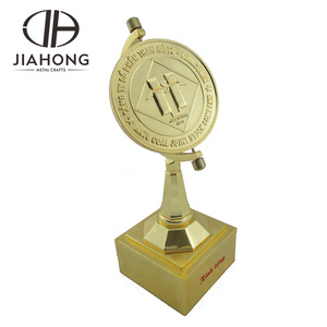 De metal de encargo campeón de <span class=keywords><strong>la</strong></span> Copa de trofeo con base - Product Image 6
