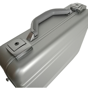 Portatile <span class=keywords><strong>di</strong></span> alta qualità in <span class=keywords><strong>alluminio</strong></span> modellato <span class=keywords><strong>valigetta</strong></span> per custodia rigida su misura OEM & ODM supporto per la conservazione degli utensili - Product Image 5
