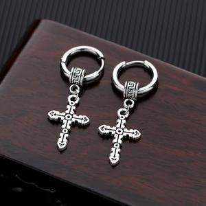 Pendientes de aro de acero inoxidable para <span class=keywords><strong>hombre</strong></span>, aretes colgantes con diseño antiguo de la cruz de Jesús, superventas, <span class=keywords><strong>2019</strong></span> - Product Image 1