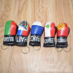 Al azar colores venta al por mayor de impresión de Puerto Rico banderas recuerdos de cuero Mini guante de boxeo llavero - Product Image 4
