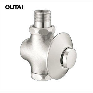 Raccord de salle de bain <span class=keywords><strong>support</strong></span> <span class=keywords><strong>mural</strong></span> à bouton-poussoir squat <span class=keywords><strong>casserole</strong></span> d'urinoir valve de chasse de toilette en gros - Product Image 6