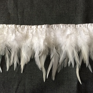 Garnitures blanches de frange de plume de selle pour la jupe/déguisement/accessoires de déco de mariage - Product Image 3