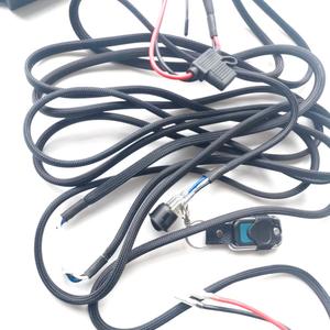 リモートコントロールとスイッチを備えた工場の自動車用LEDライトリレー配線ハーネスキット - Product Image 3