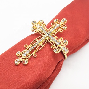 Hochzeits dekore Strass Metall gehämmert Kreuz Servietten ring - Product Image 3