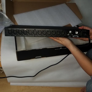 Procesador de altavoz digital de gestión de audio profesional 4.8SP 4in 8out - Product Image 3