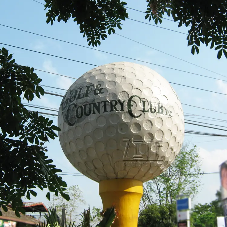 Escultura de pelota de golf de fibra de vidrio 3d de resina grande para decoración al aire libre