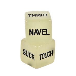 2 unids divertido brillan <span class=keywords><strong>en</strong></span> la oscuridad de dados de <span class=keywords><strong>amor</strong></span> juguetes para adultos par los amantes juegos fiesta de sexo juguete - Product Image 3