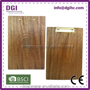 planche de bois pas cher 4 trous en métal clip équipement de <span class=keywords><strong>restaurant</strong></span> en bois menu titulaire conseils pour le monde entier - Product Image 3