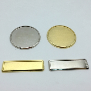둥근 사각형 사각형 다른 크기 빈 금속 러시아어 배지 - Product Image 2