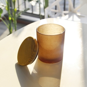 Custom di Candela di Vetro Vaso Glassato Tealight Ambra Scuro Nero Contenitore Per Cera Di Soia Contenitore di Supporto di Candela di Vetro Con Coperchio <span class=keywords><strong>In</strong></span> <span class=keywords><strong>Legno</strong></span> - Product Image 4