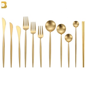 Fournisseur de Guangzhou baguettes dorées en métal <span class=keywords><strong>Portugal</strong></span> vente en gros de couverts en acier inoxydable 18/10 ensemble de couverts de mariage en or mat - Product Image 1