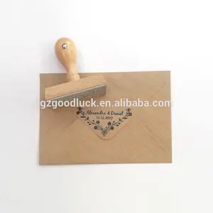 Custom logo design text holz montiert benutzerdefinierte gummi briefmarken