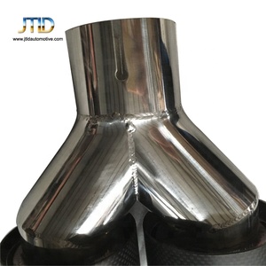 Punta de Escape Doble de Fibra de Carbono Brillante <span class=keywords><strong>para</strong></span> <span class=keywords><strong>AKrapovic</strong></span> - Product Image 4