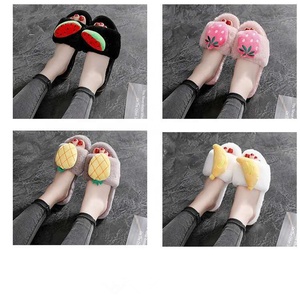 Ciabatte da Interno Comode con Cinturino alla Caviglia, <span class=keywords><strong>Sandali</strong></span> <span class=keywords><strong>Rosa</strong></span> in Peluche con Fragola - Product Image 6