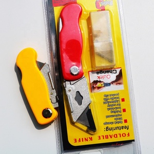 Coltello Pieghevole Personalizzato all'Ingrosso con 5 Lame Intercambiabili - Product Image 4