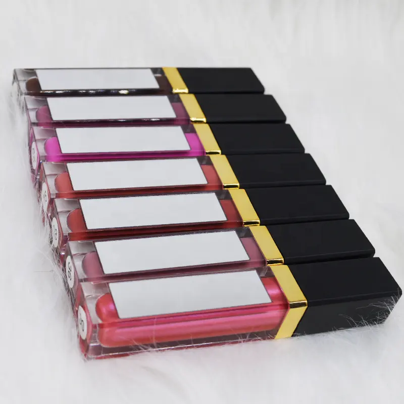 2019 New custom lip gloss rossetto liquido opaco multicolore all'ingrosso lipgloss con la luce del led specchio