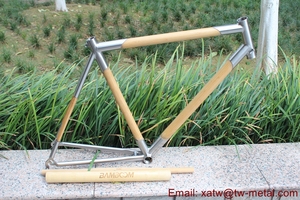 Cuadro <span class=keywords><strong>de</strong></span> <span class=keywords><strong>bicicleta</strong></span> <span class=keywords><strong>de</strong></span> titanio y bambú personalizado, <span class=keywords><strong>bicicleta</strong></span> <span class=keywords><strong>de</strong></span> carretera ligera con <span class=keywords><strong>componentes</strong></span> <span class=keywords><strong>de</strong></span> titanio y bambú - Product Image 2