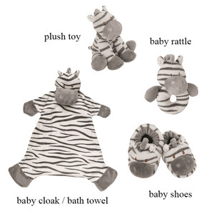 Ensemble de cadeaux pour bébé au design animal zèbre personnalisé avec jouet en peluche et couverture pour bébé, chaussures à hochet, jouets souples - Product Image 2