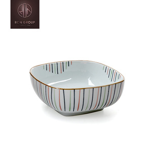 Vente en gros restaurant hôtel <span class=keywords><strong>assiette</strong></span> en céramique <span class=keywords><strong>assiette</strong></span> en forme de <span class=keywords><strong>fleur</strong></span> <span class=keywords><strong>assiette</strong></span> <span class=keywords><strong>bleue</strong></span> en porcelaine vaisselle assiettes en céramique - Product Image 6