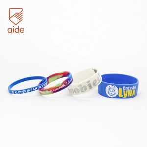 <span class=keywords><strong>Bracelet</strong></span> de poignet en Silicone <span class=keywords><strong>pour</strong></span> hommes et femmes, vente en gros, bracelets de poignet personnalisés, Code Qr, identification, bon marché, chine - Product Image 4