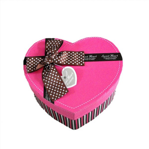 CMYK de impresión de Color de cartón en forma de corazón caja de regalo de Chocolate - Product Image 1
