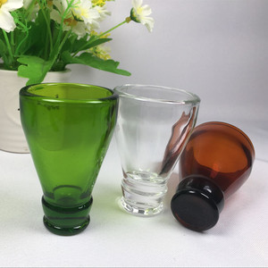 Shandong máquina <span class=keywords><strong>Soda</strong></span> Lime cristalería nuevo diseño de la caja de regalo de color cuello de botella en forma de vidrio de tiro - Product Image 4
